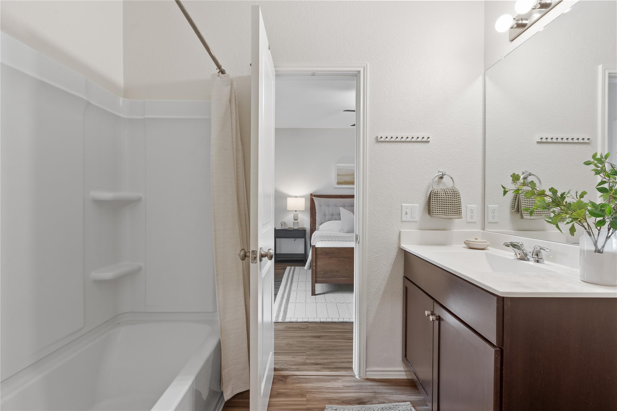 7101 Spirit Hill Rd, Austin, TX 78744