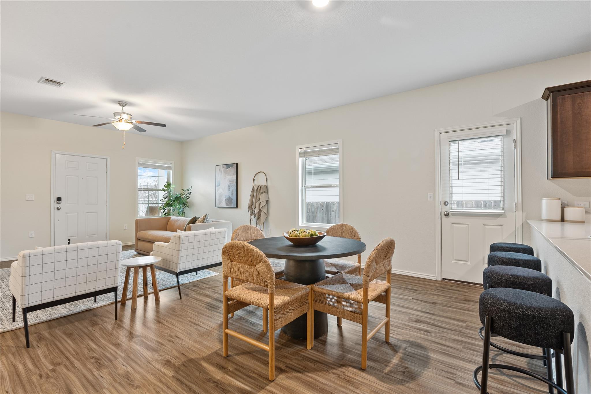 7101 Spirit Hill Rd, Austin, TX 78744