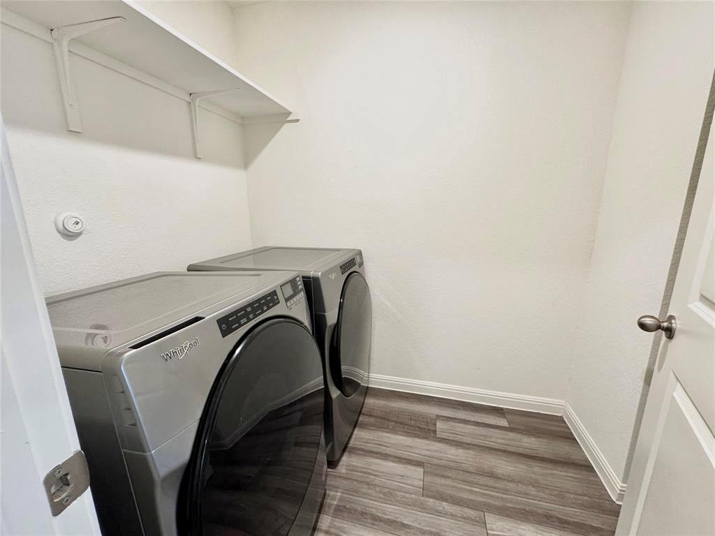 102 Gemsbok Rd, Hutto, TX 78634