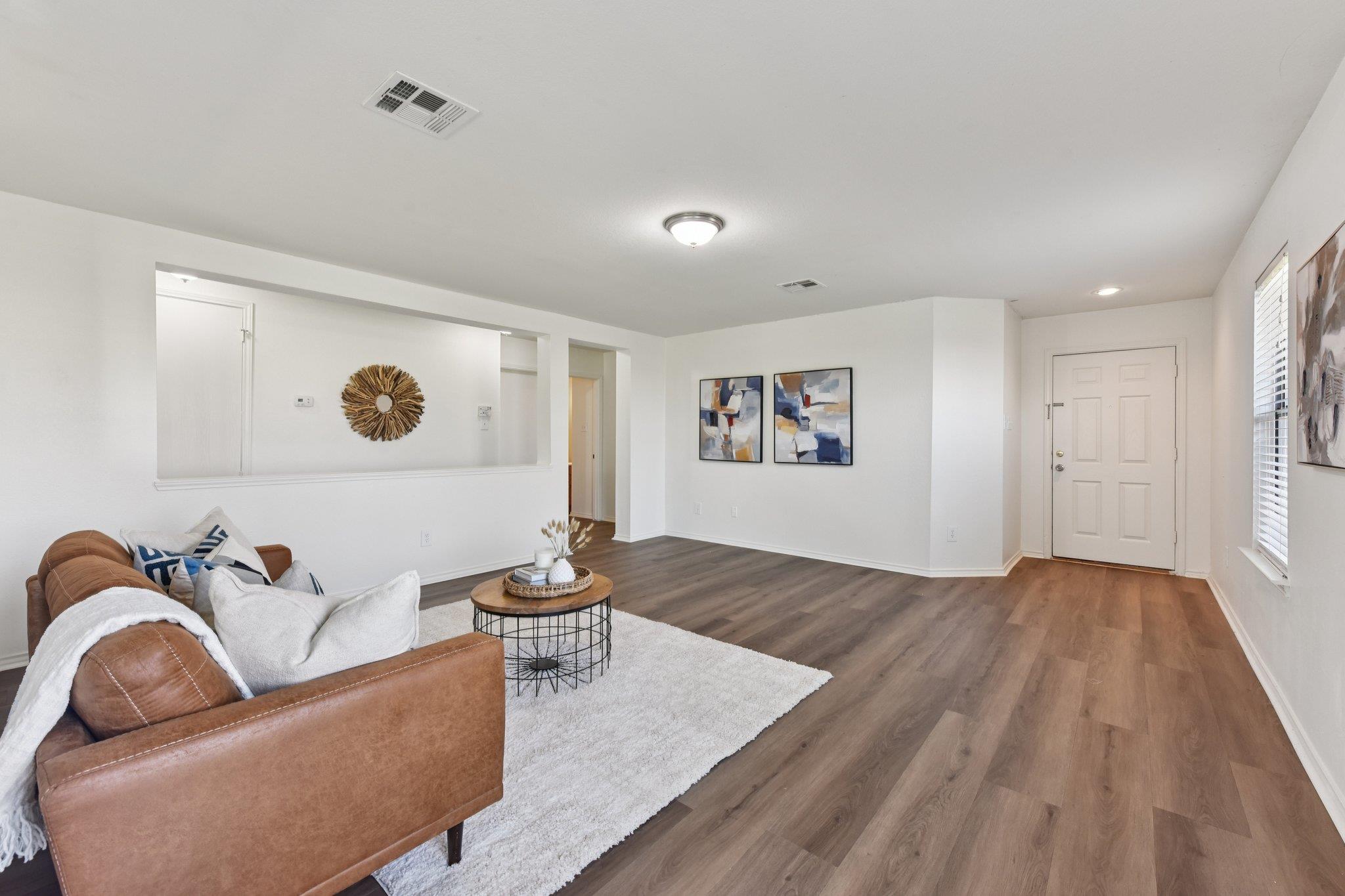 101 Bandara Woods Blvd, Elgin, TX 78621