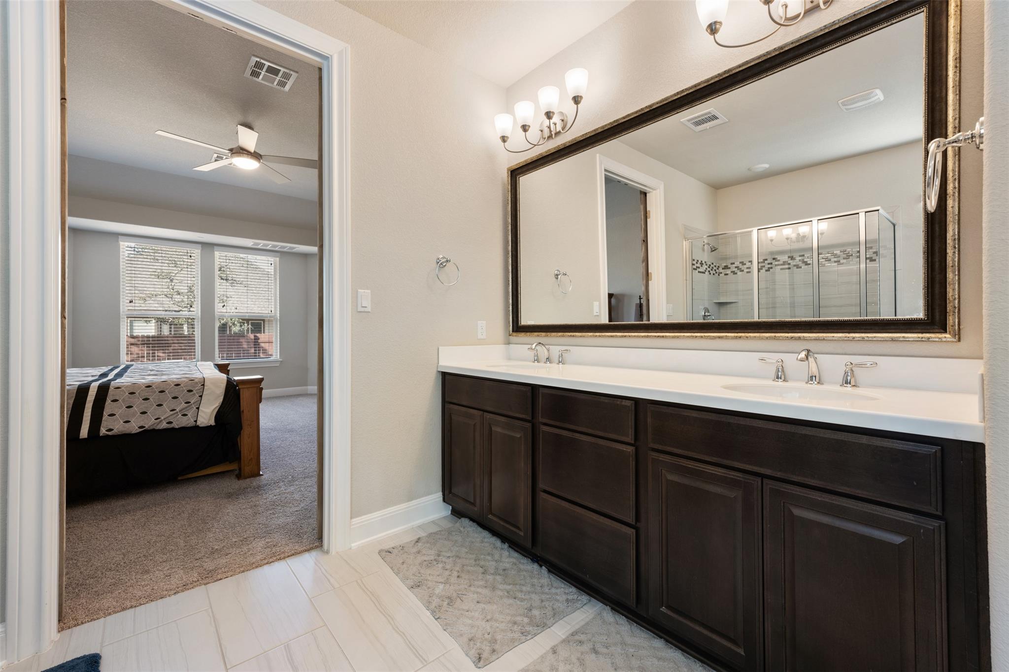 2913 Mossy Springs Dr, Leander, TX 78641