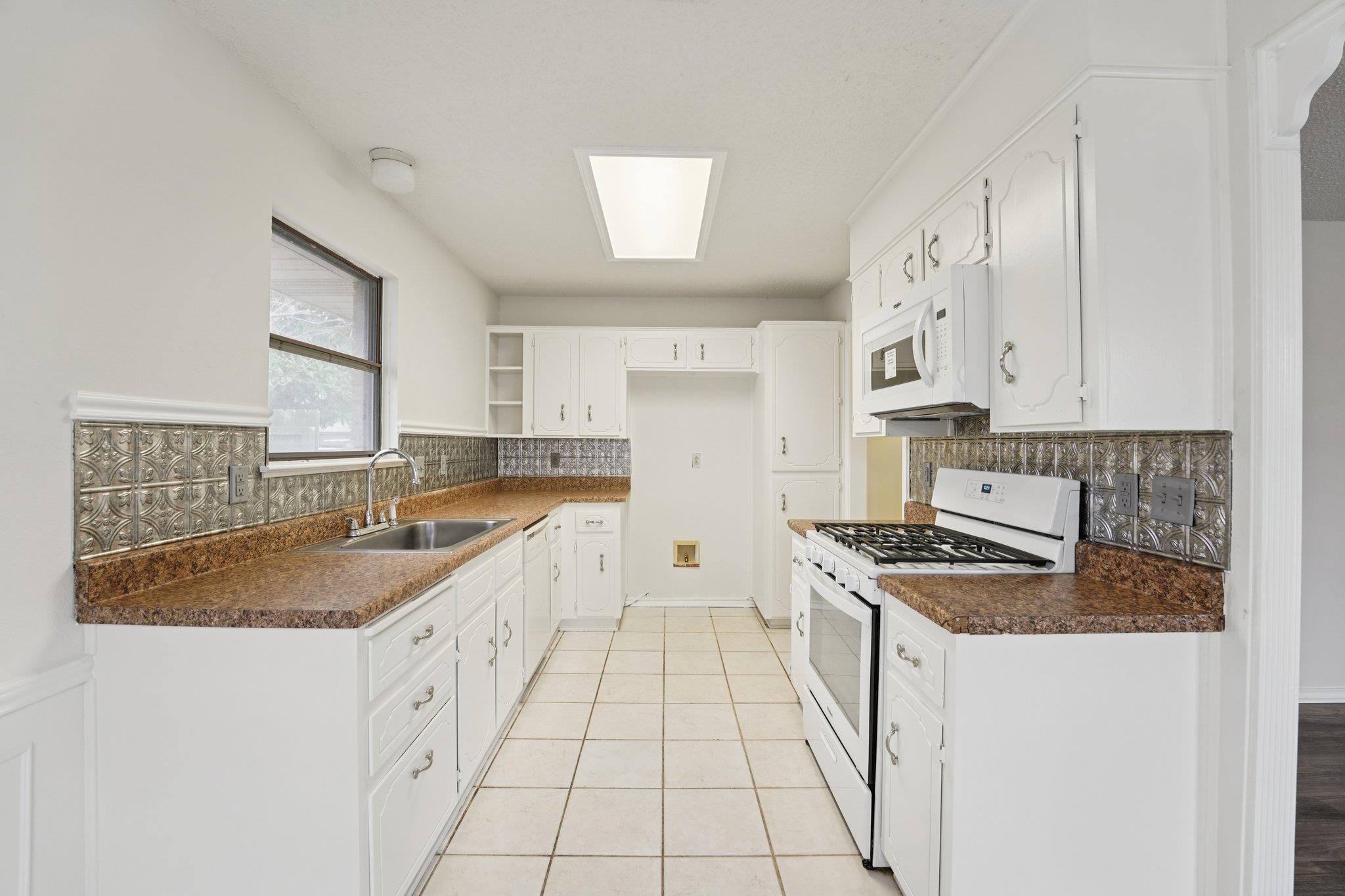 3213 Forest Hill Dr, Killeen, TX 76542