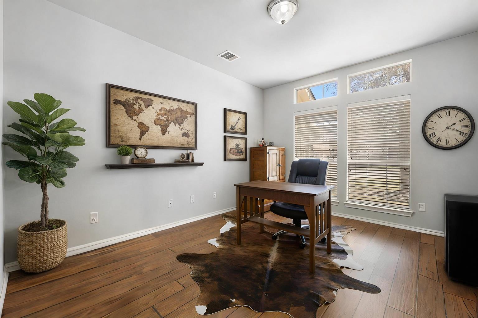 1104 Bethpage Dr, Hutto, TX 78634