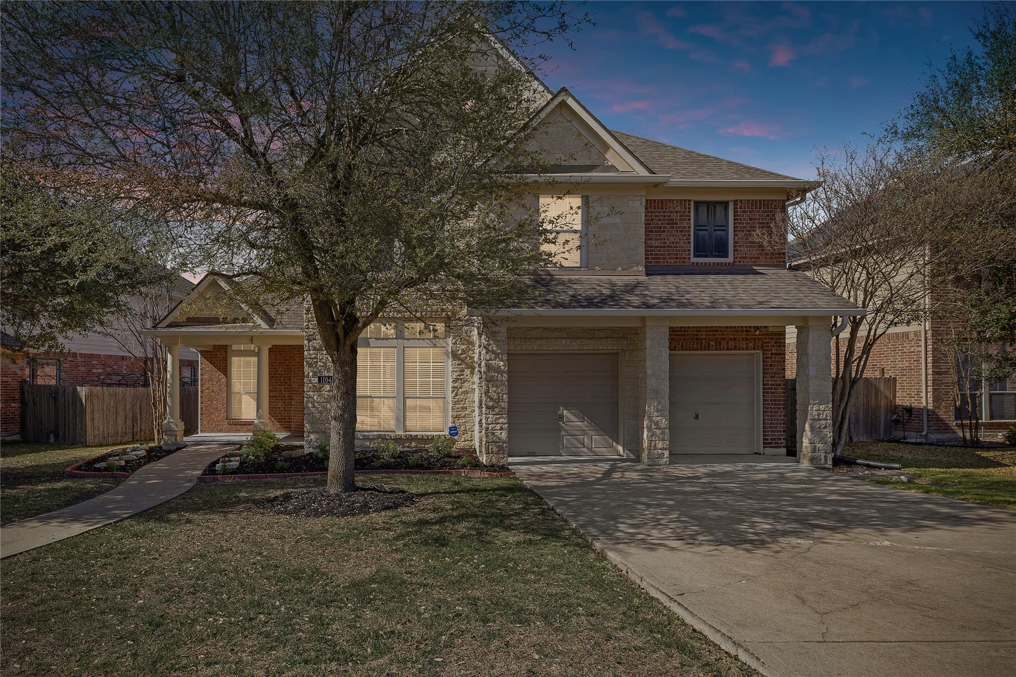 1104 Bethpage Dr, Hutto, TX 78634