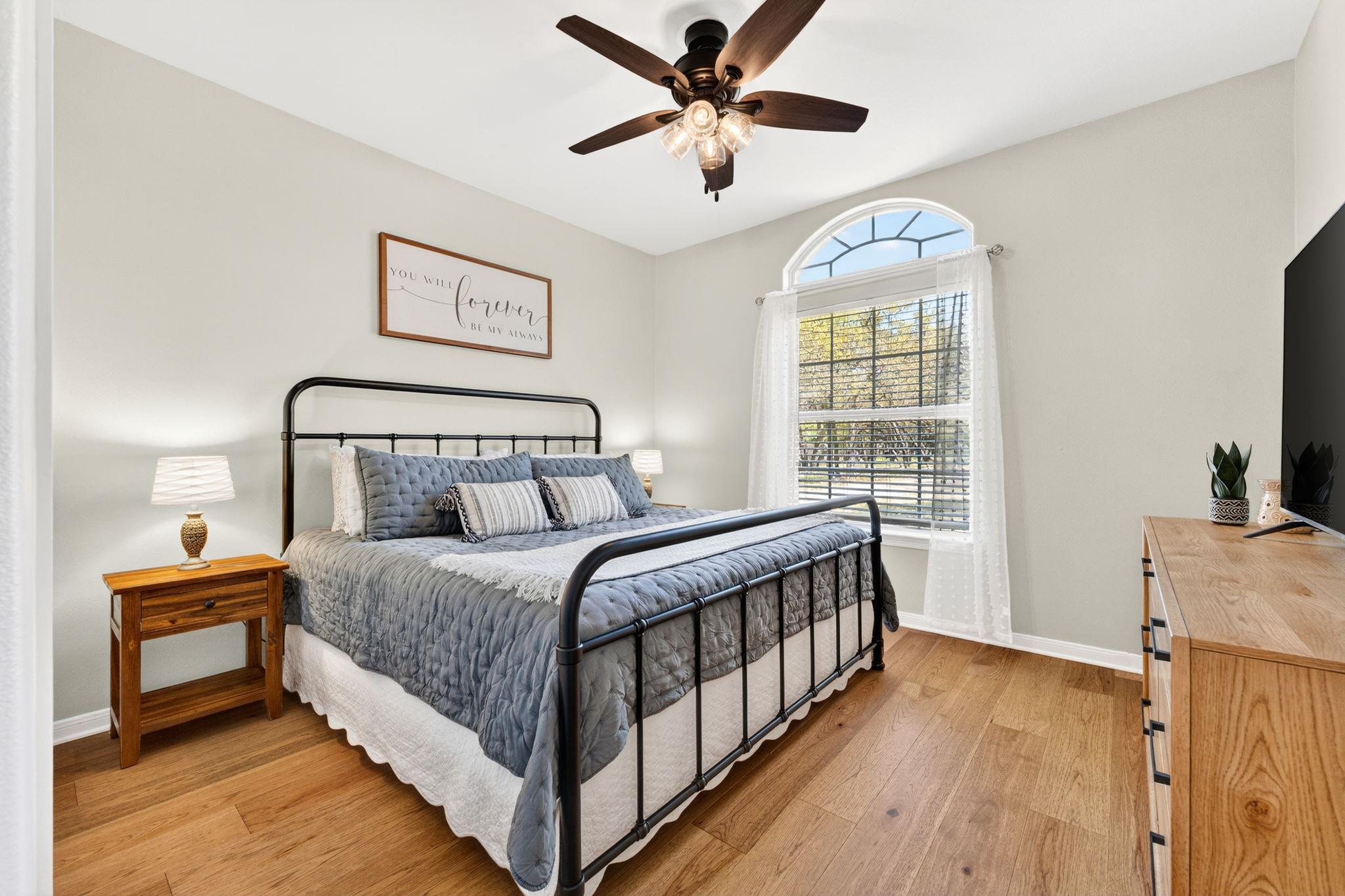 137 Ridgewood Cv, Georgetown, TX 78633