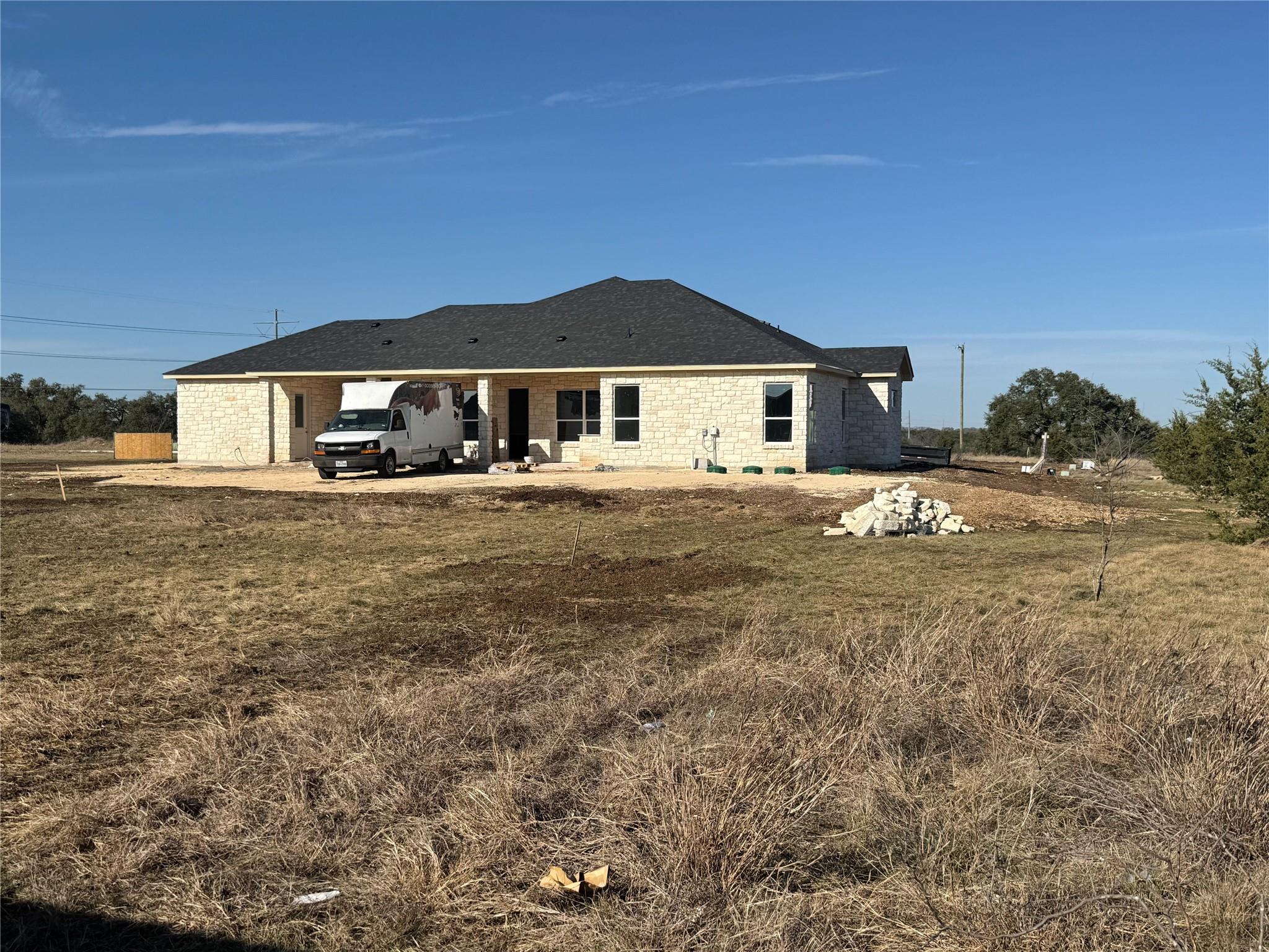 1614 Hunt Dr, Salado, TX 76571