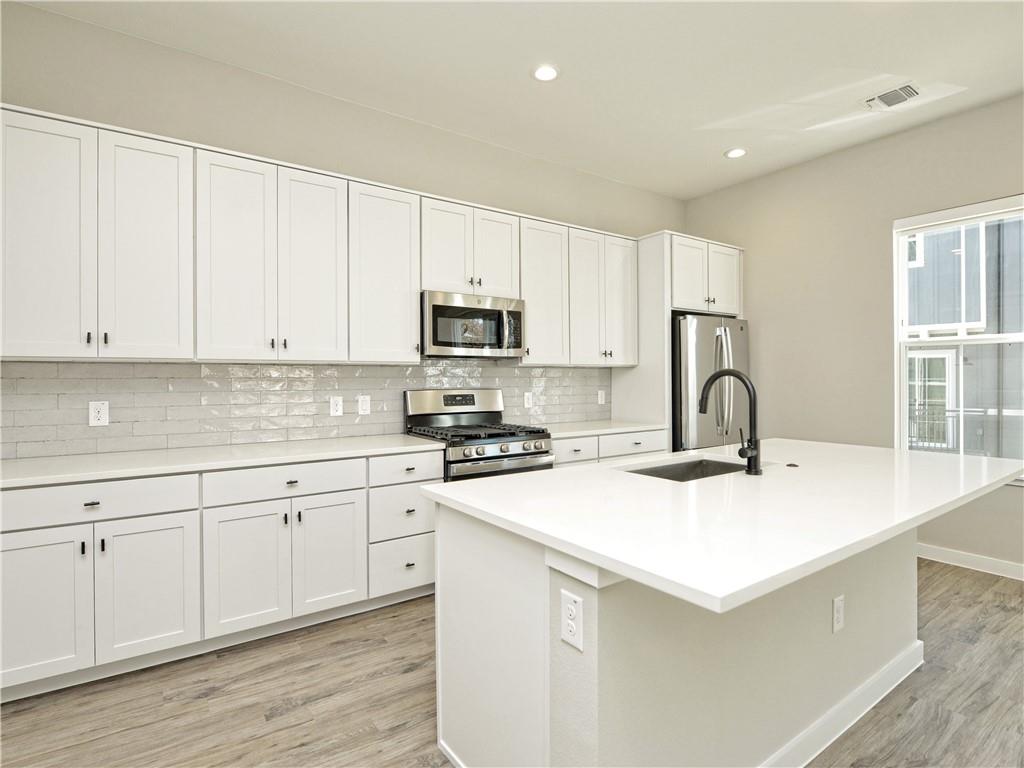 3809 Valley View Rd # 15, Austin, TX 78704