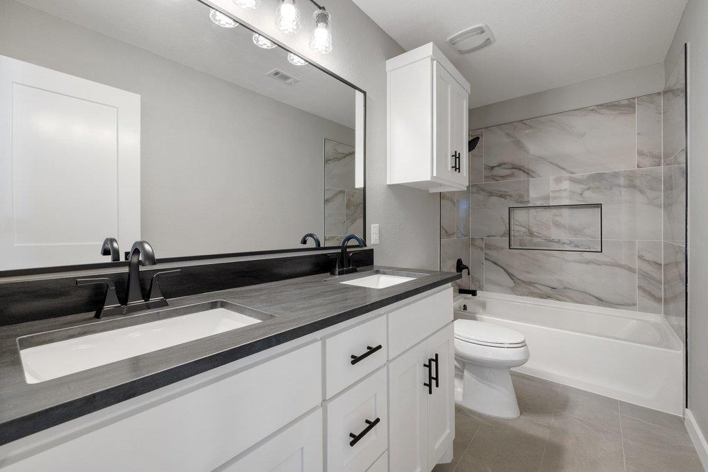 509 Estes Park, Taylor, TX 76574