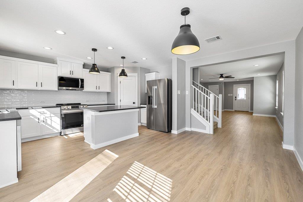 509 Estes Park, Taylor, TX 76574