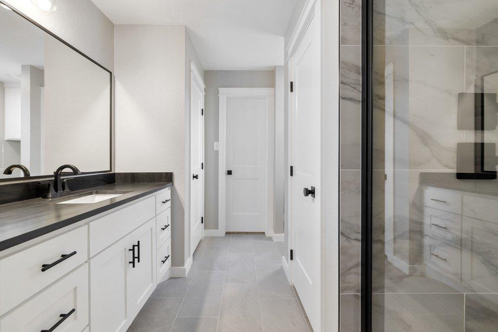 509 Estes Park, Taylor, TX 76574