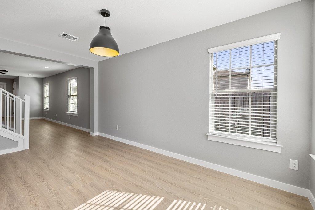 509 Estes Park, Taylor, TX 76574