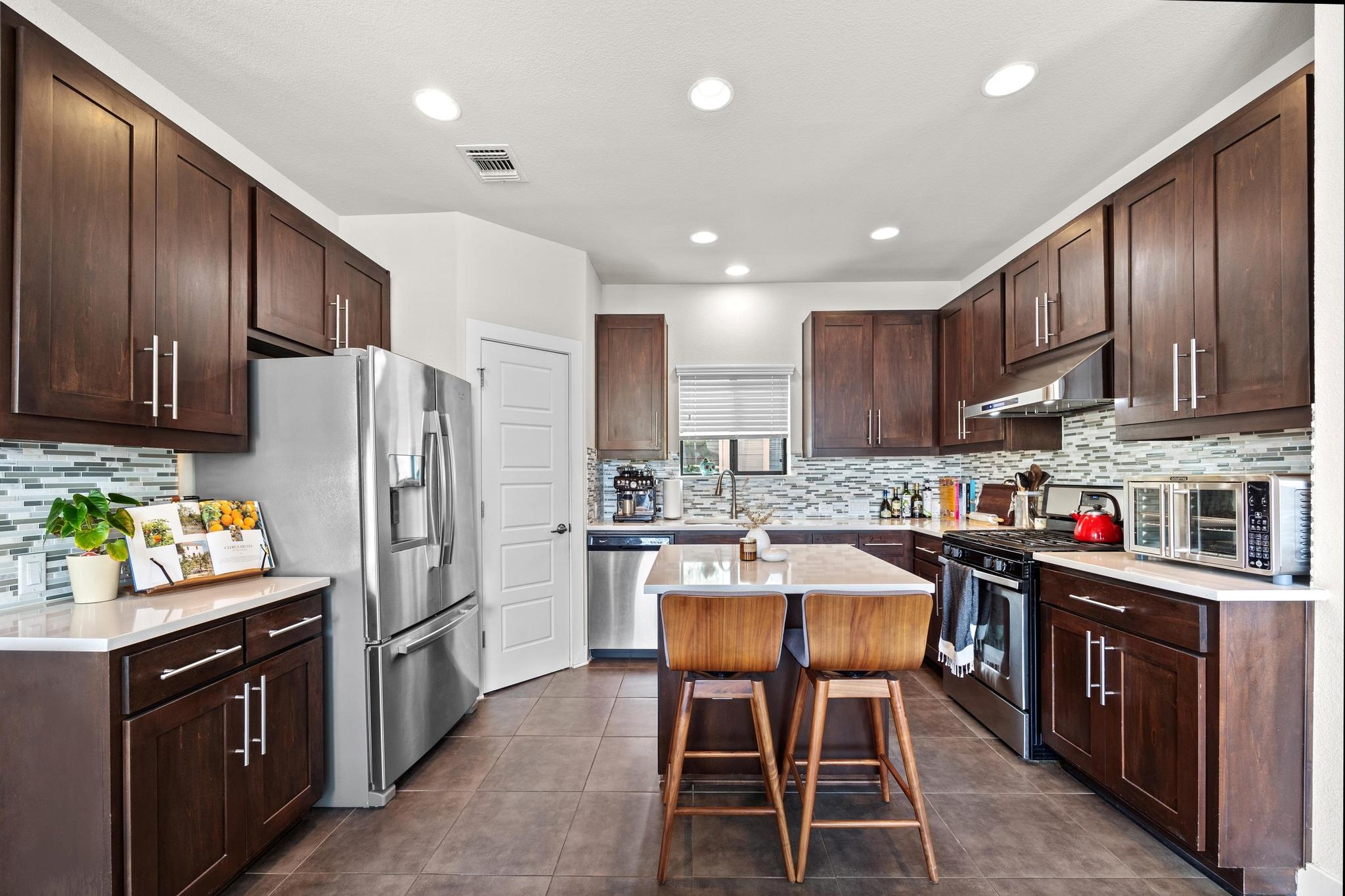 1921 Warely Ln # 250C, Austin, TX 78741