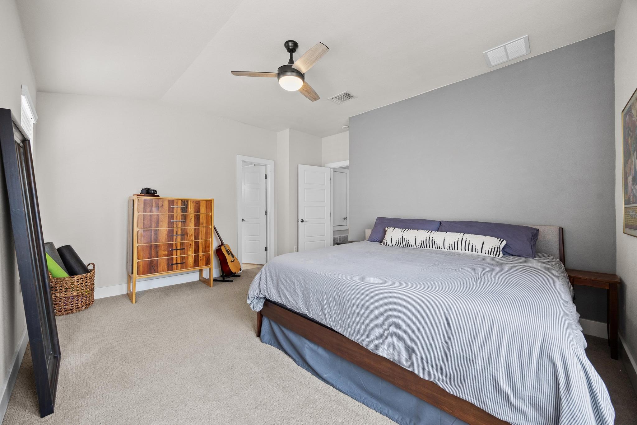 1921 Warely Ln # 250C, Austin, TX 78741