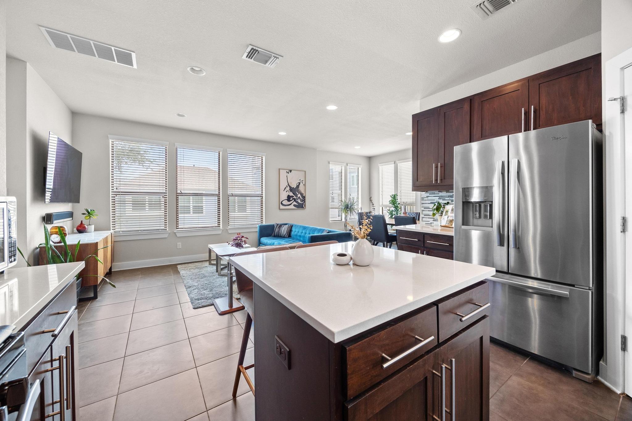 1921 Warely Ln # 250C, Austin, TX 78741