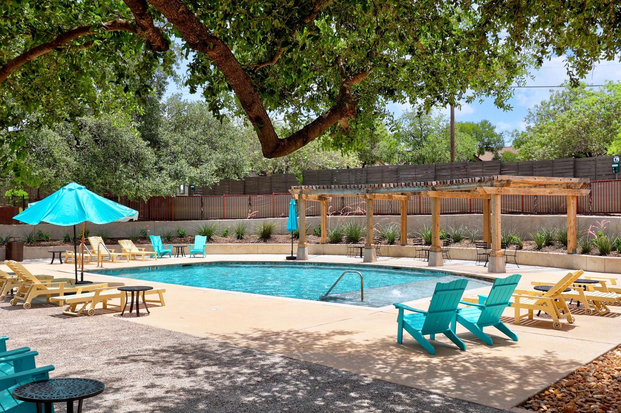 1921 Warely Ln # 250C, Austin, TX 78741