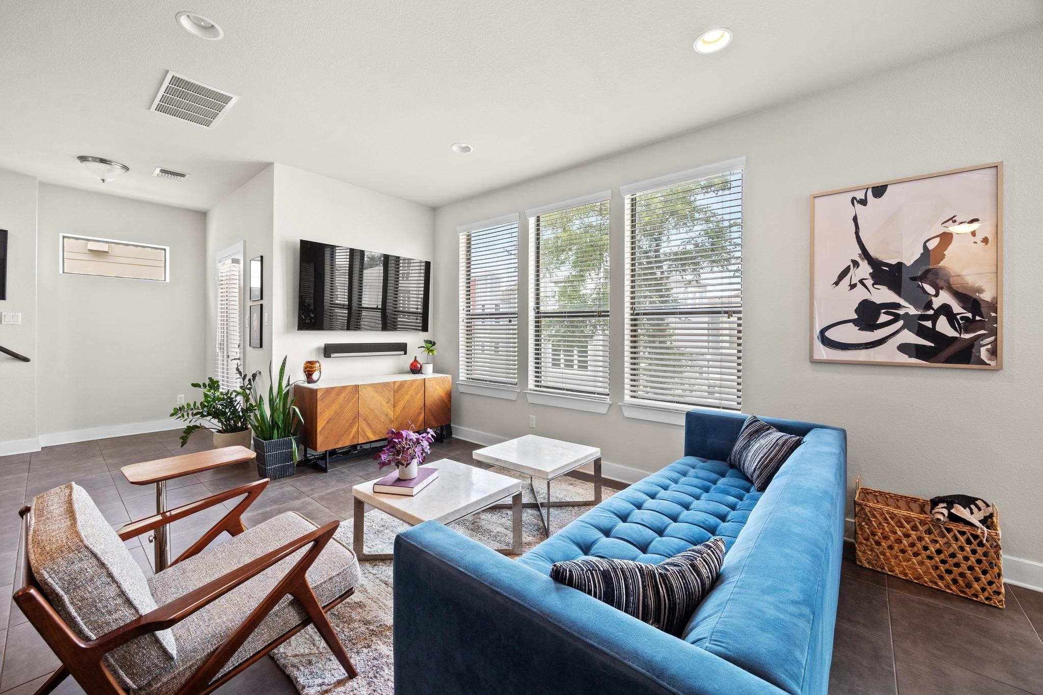 1921 Warely Ln # 250C, Austin, TX 78741