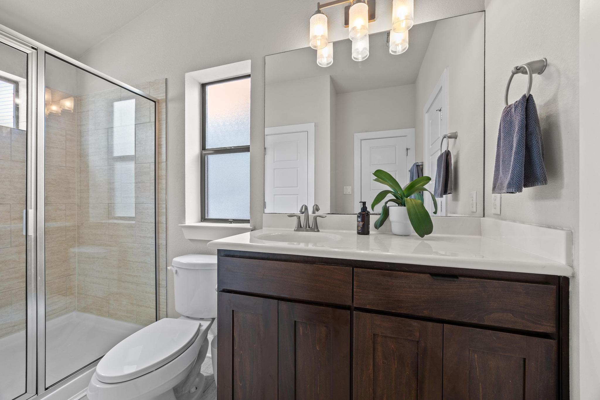 1921 Warely Ln # 250C, Austin, TX 78741