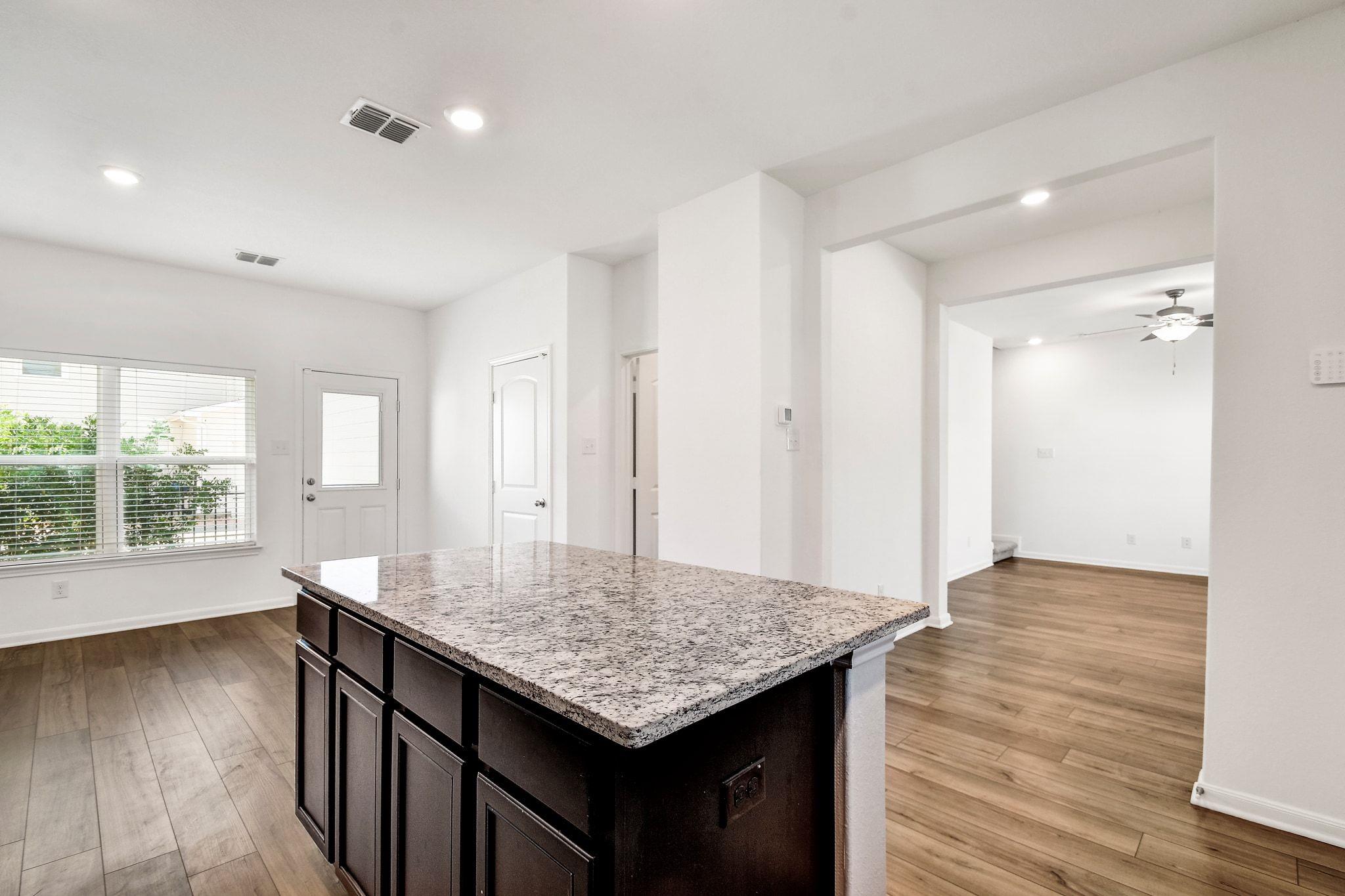 10859 Emerick St, San Antonio, TX 78252