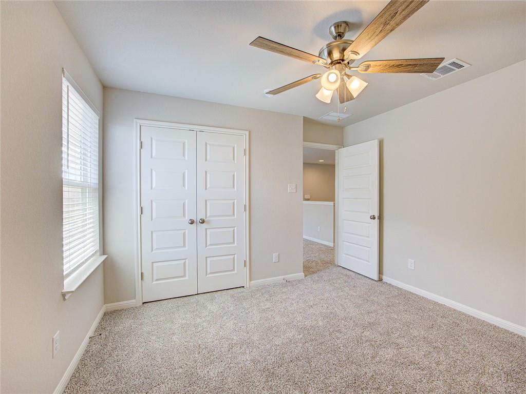 128 Drifter Ln, Jarrell, TX 76537