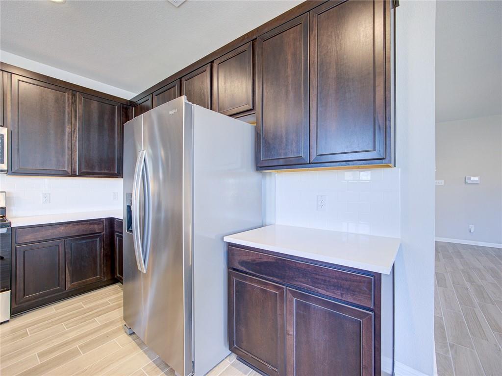 128 Drifter Ln, Jarrell, TX 76537