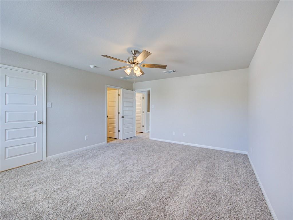 128 Drifter Ln, Jarrell, TX 76537