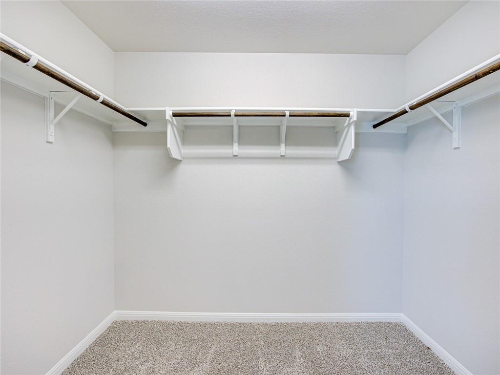 128 Drifter Ln, Jarrell, TX 76537