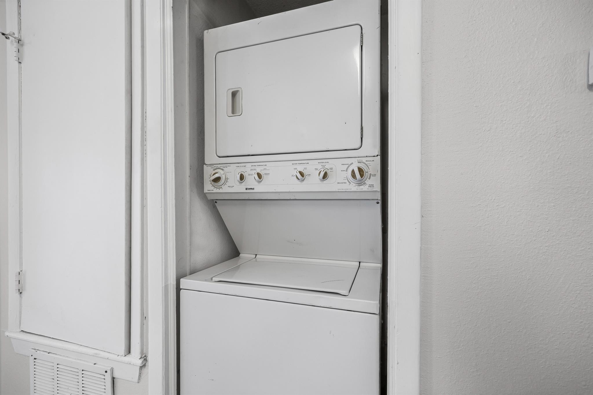 2216 San Gabriel St # 108, Austin, TX 78705