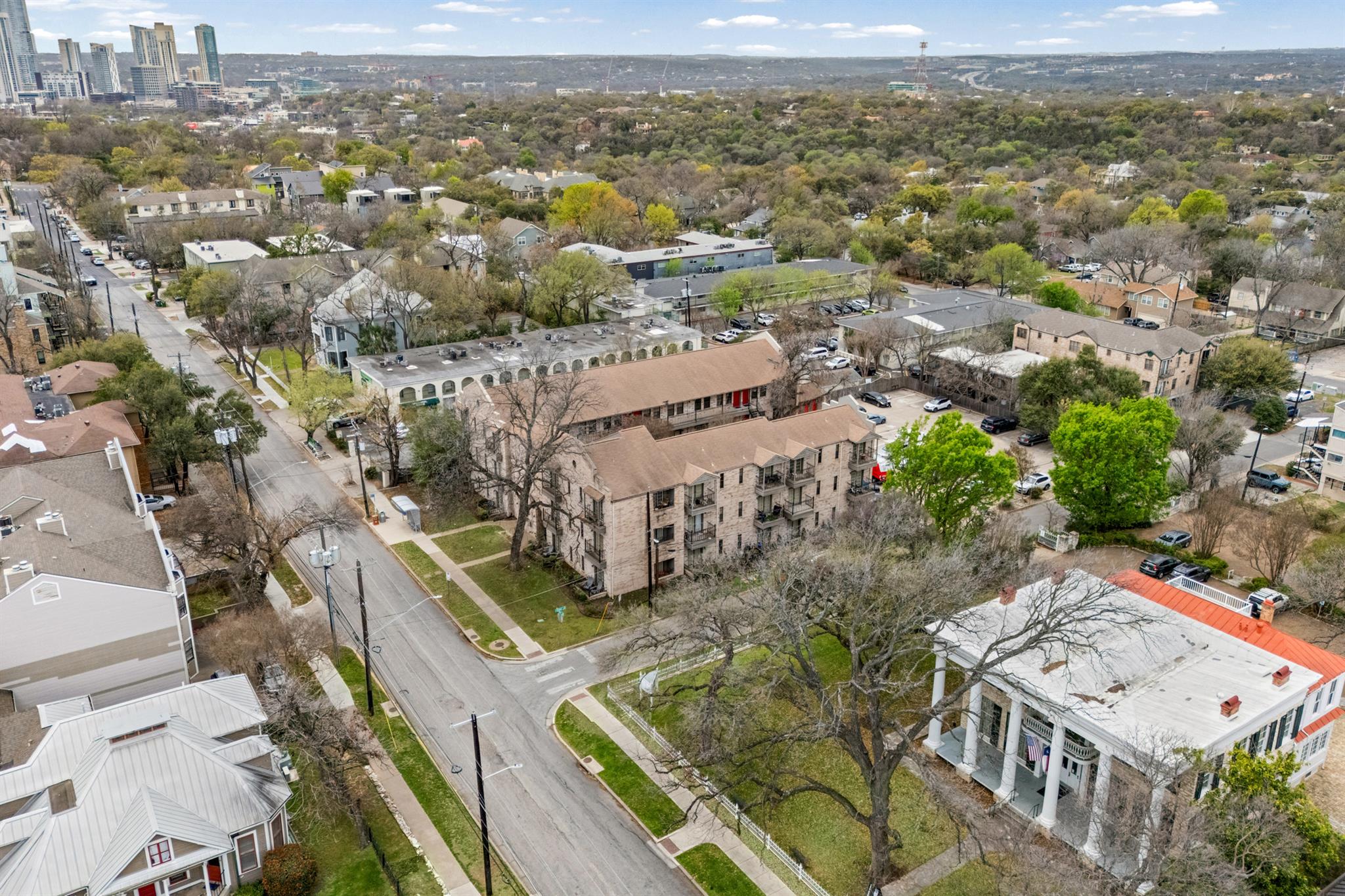 2216 San Gabriel St # 108, Austin, TX 78705