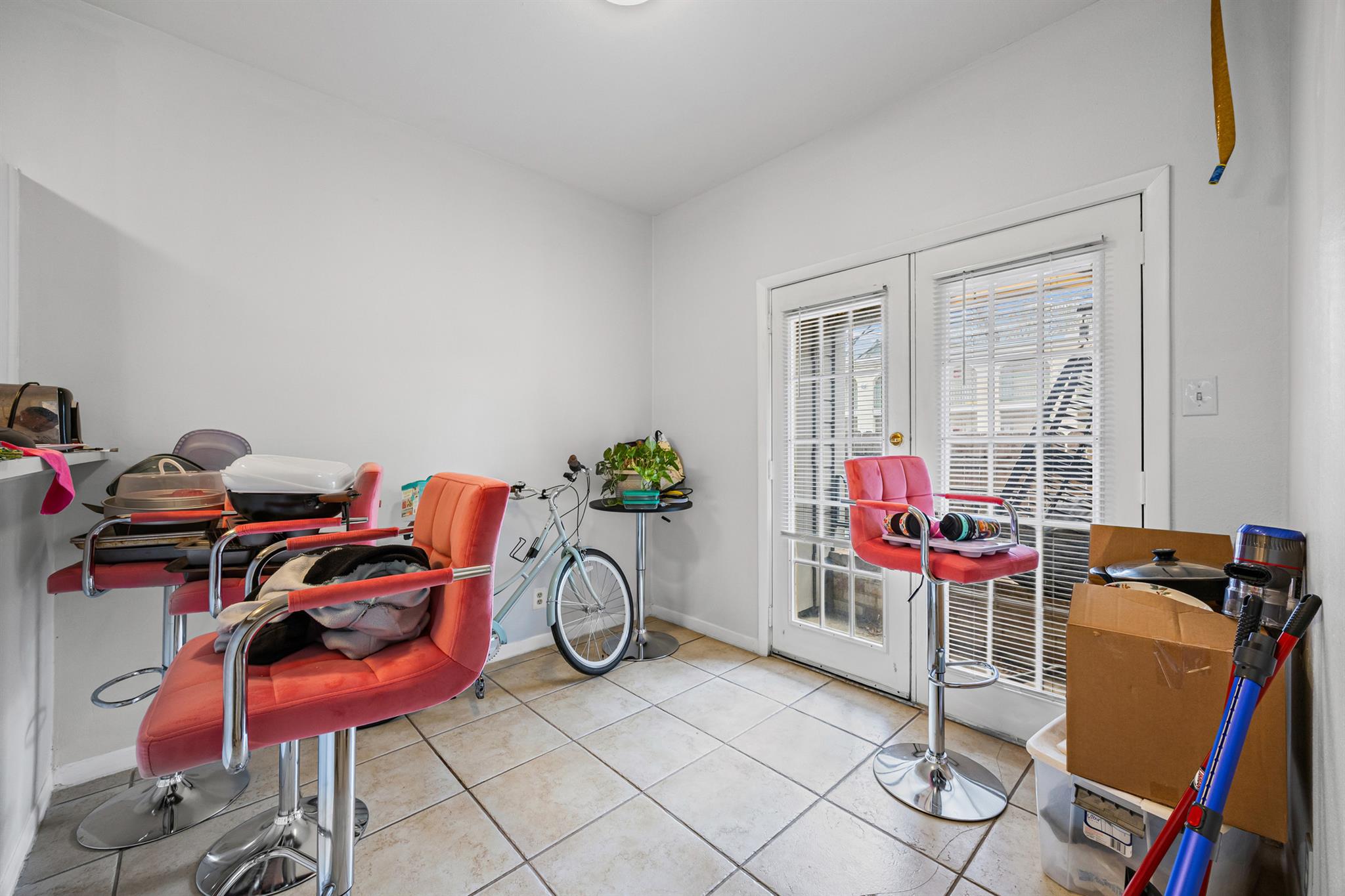 2216 San Gabriel St # 108, Austin, TX 78705