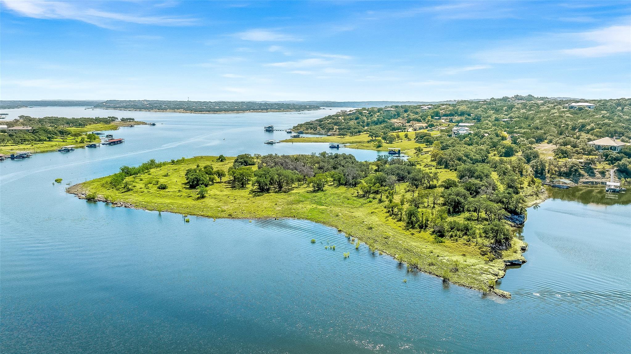 19813 Lakehurst Loop, Spicewood, TX 78669