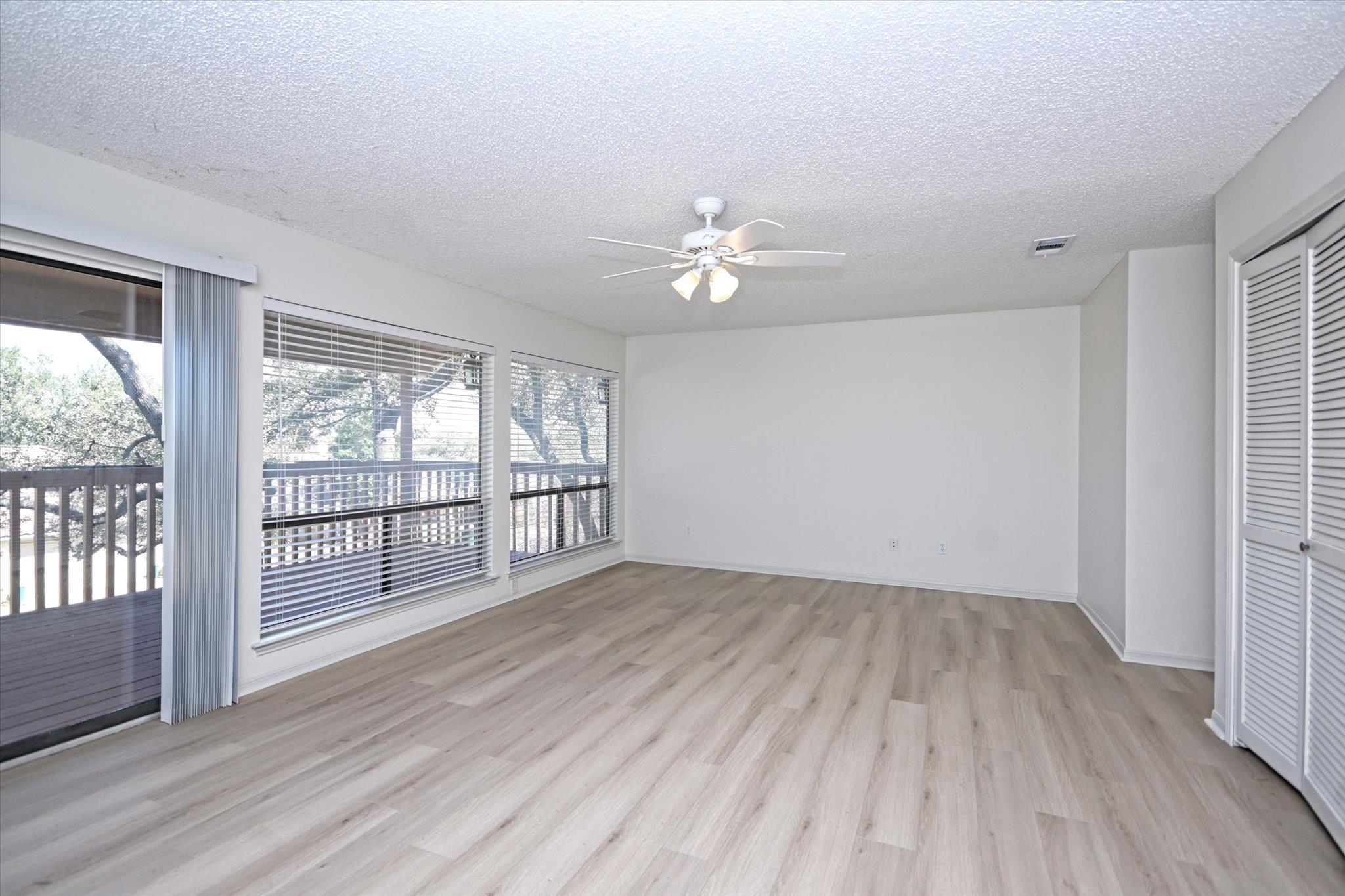 105 CRESCENT Blf, Austin, TX 78734