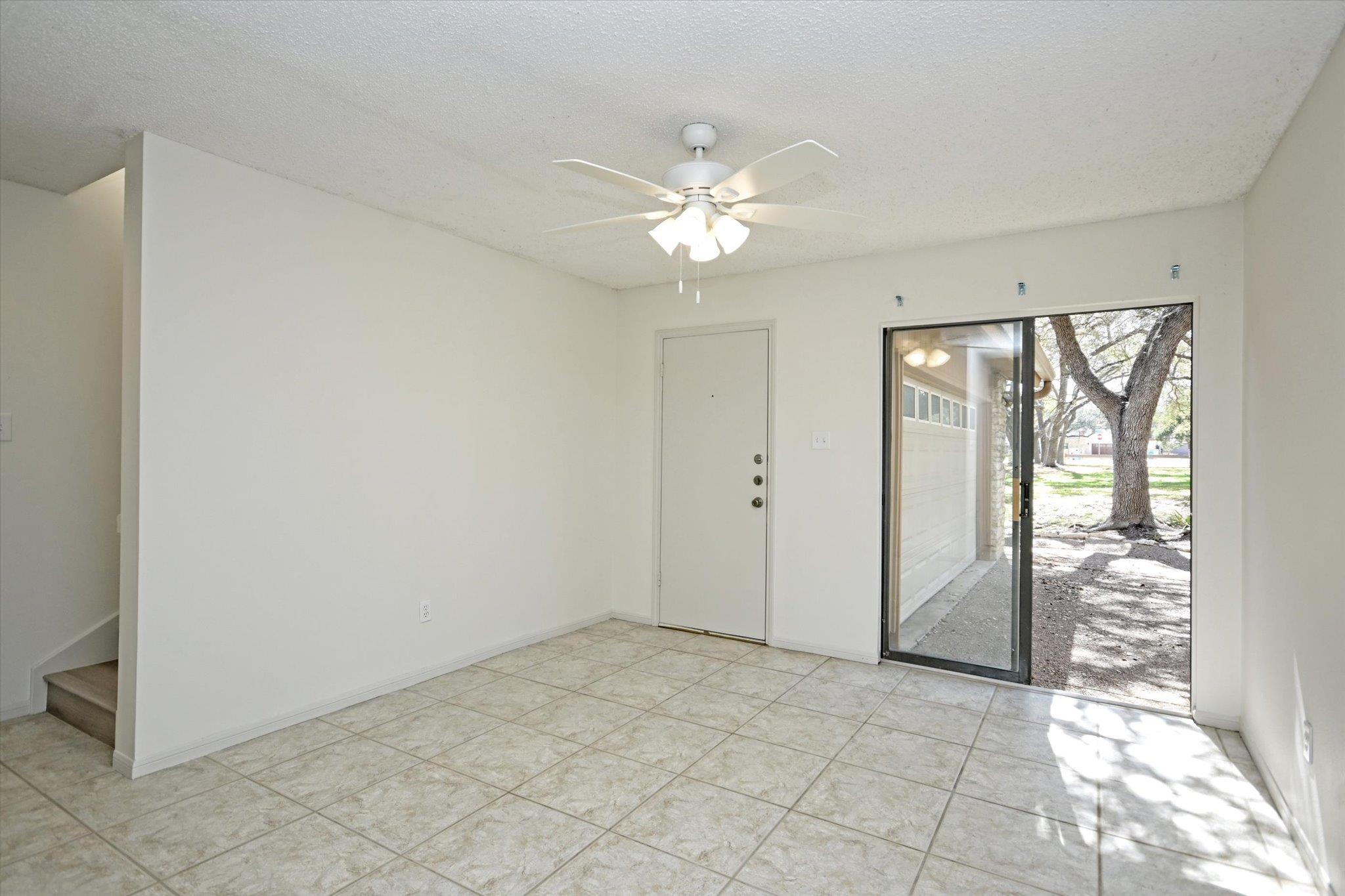 105 CRESCENT Blf, Austin, TX 78734