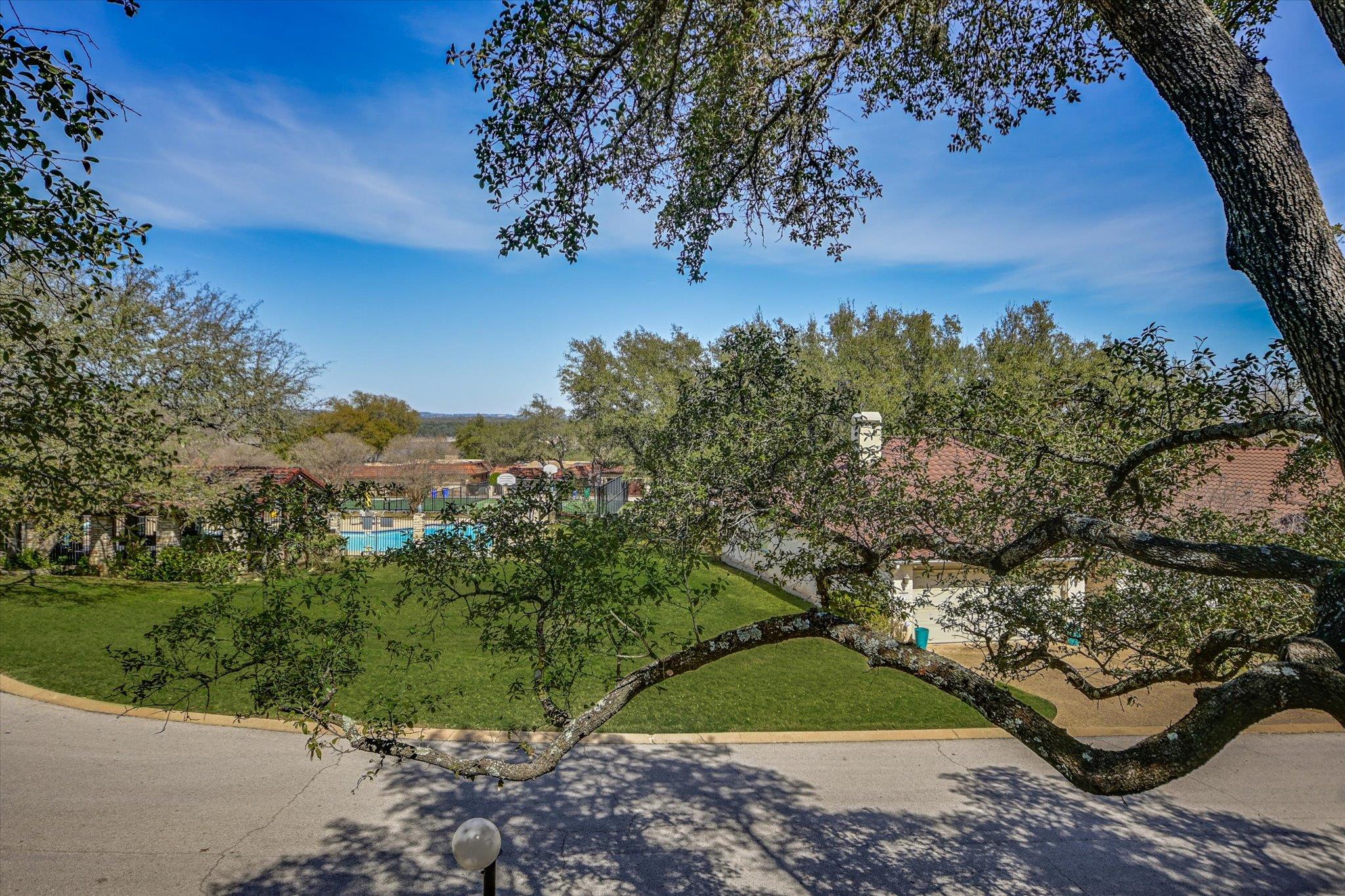 105 CRESCENT Blf, Austin, TX 78734