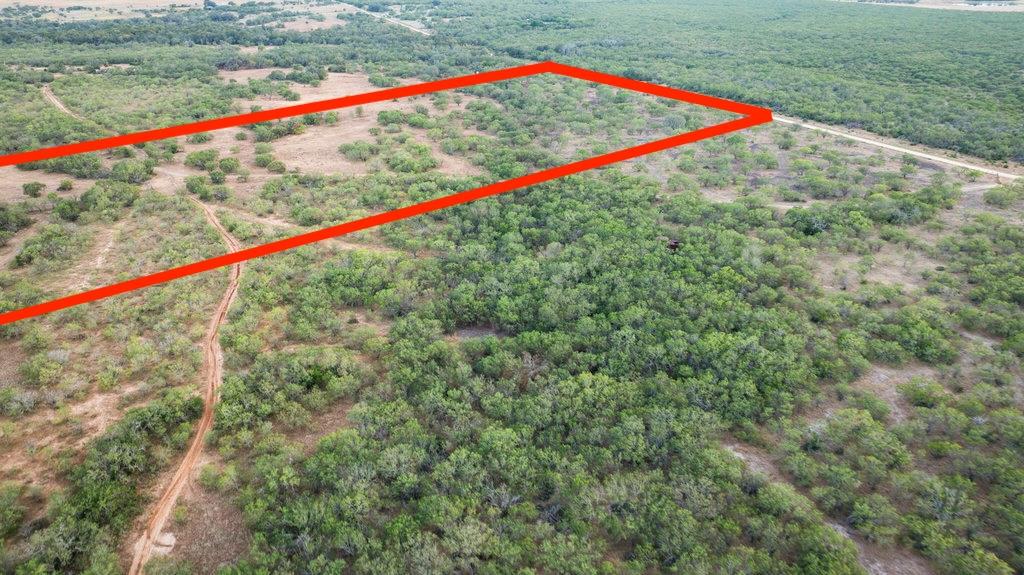 6 CR 171, Nixon, TX 78140