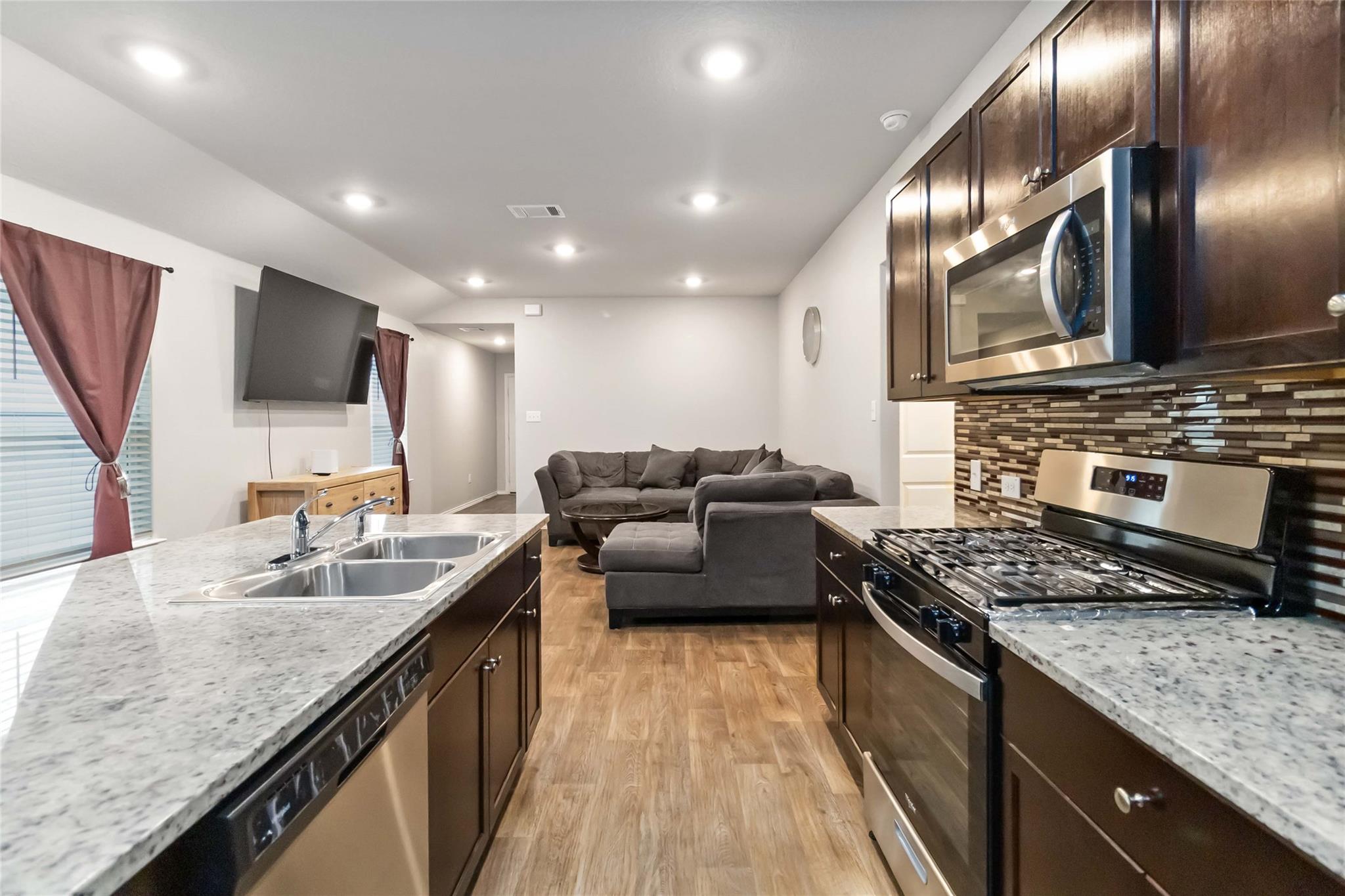 2845 Wolfcreek, New Braunfels, TX 78130