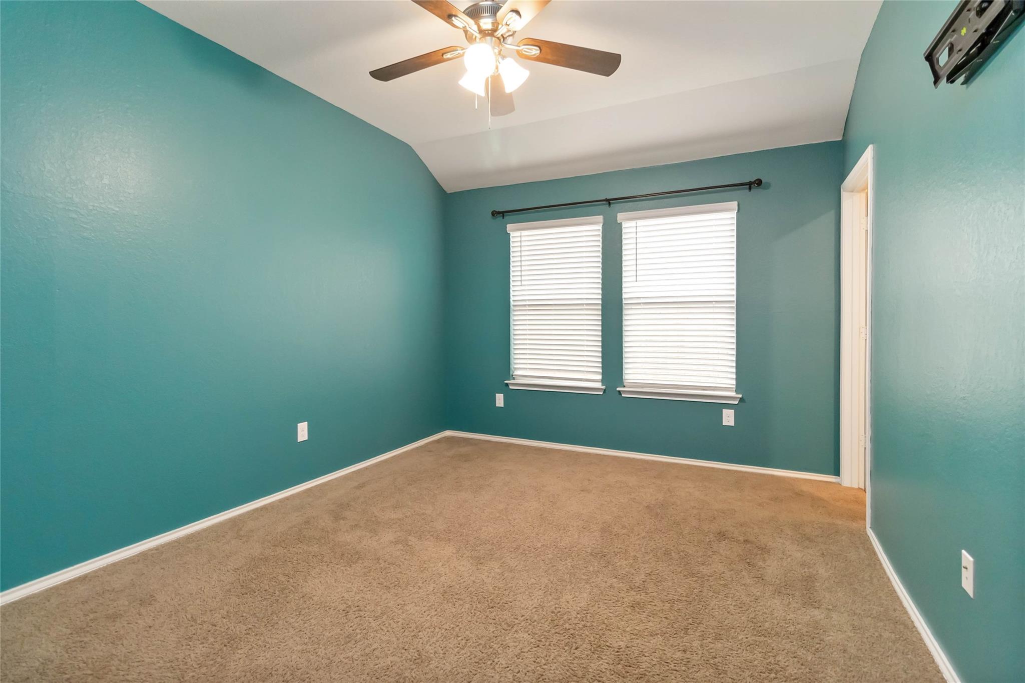 2845 Wolfcreek, New Braunfels, TX 78130