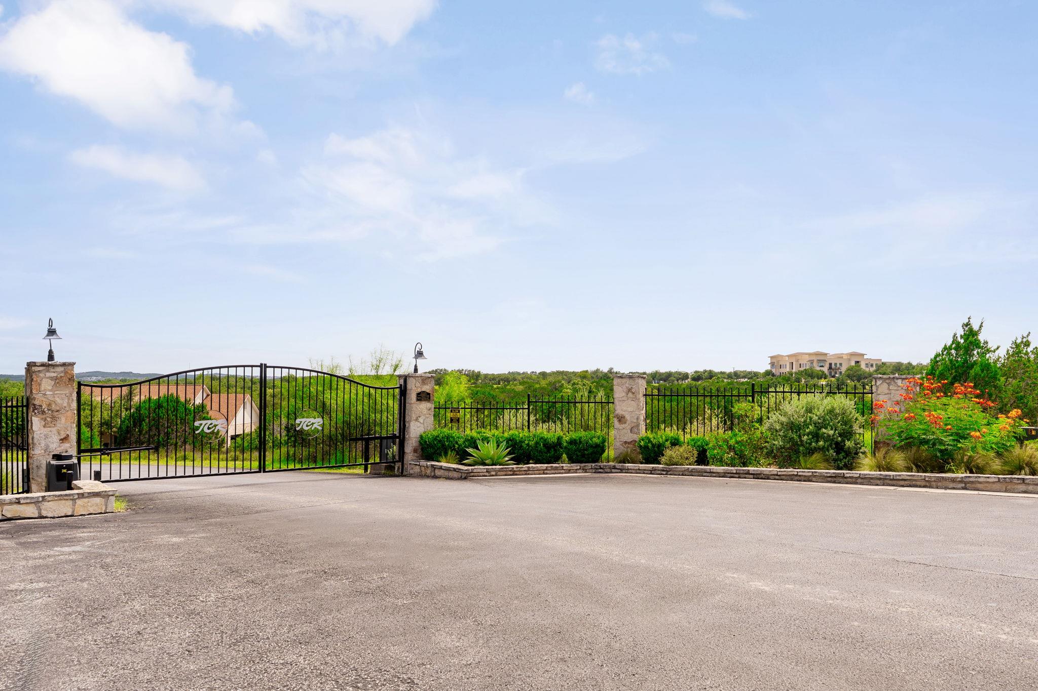 12404 Triple Creek Dr, Dripping Springs, TX 78620