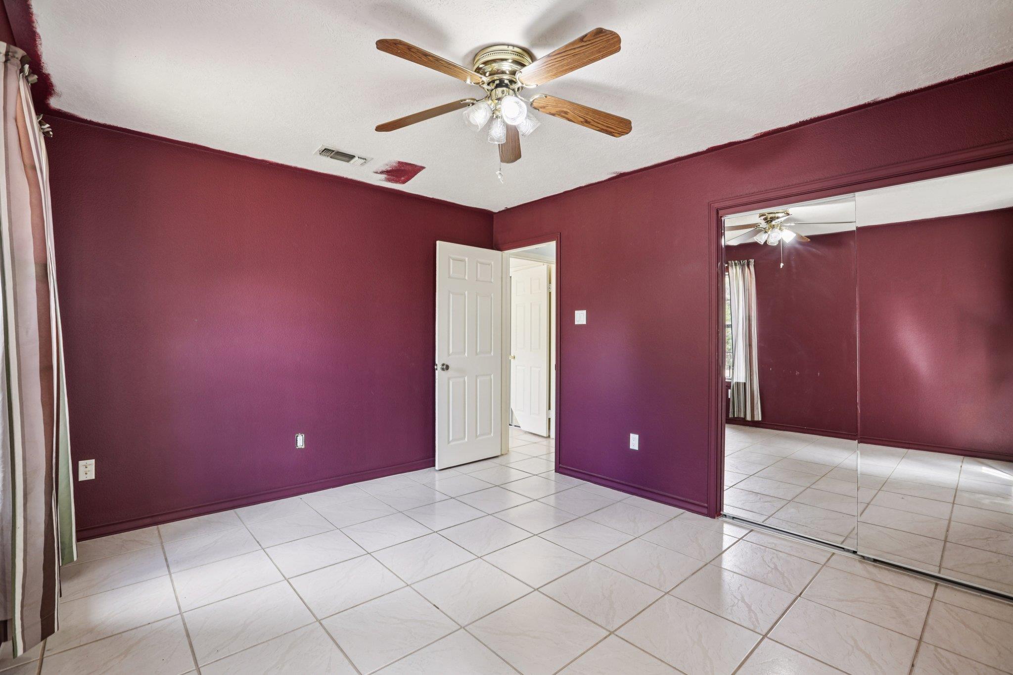 105 Daisy Ln, Bastrop, TX 78602