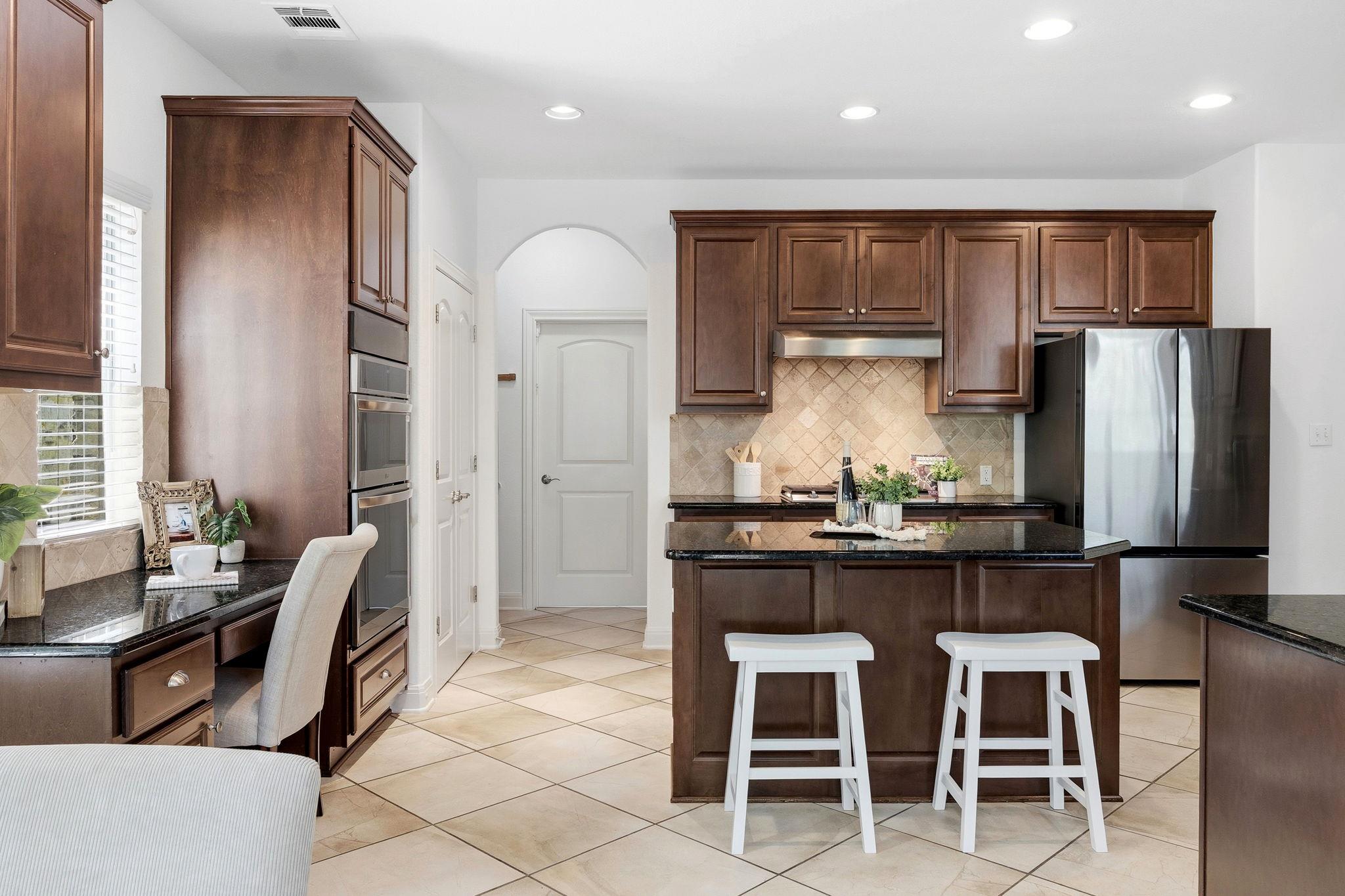 7604 Menler Dr, Austin, TX 78735