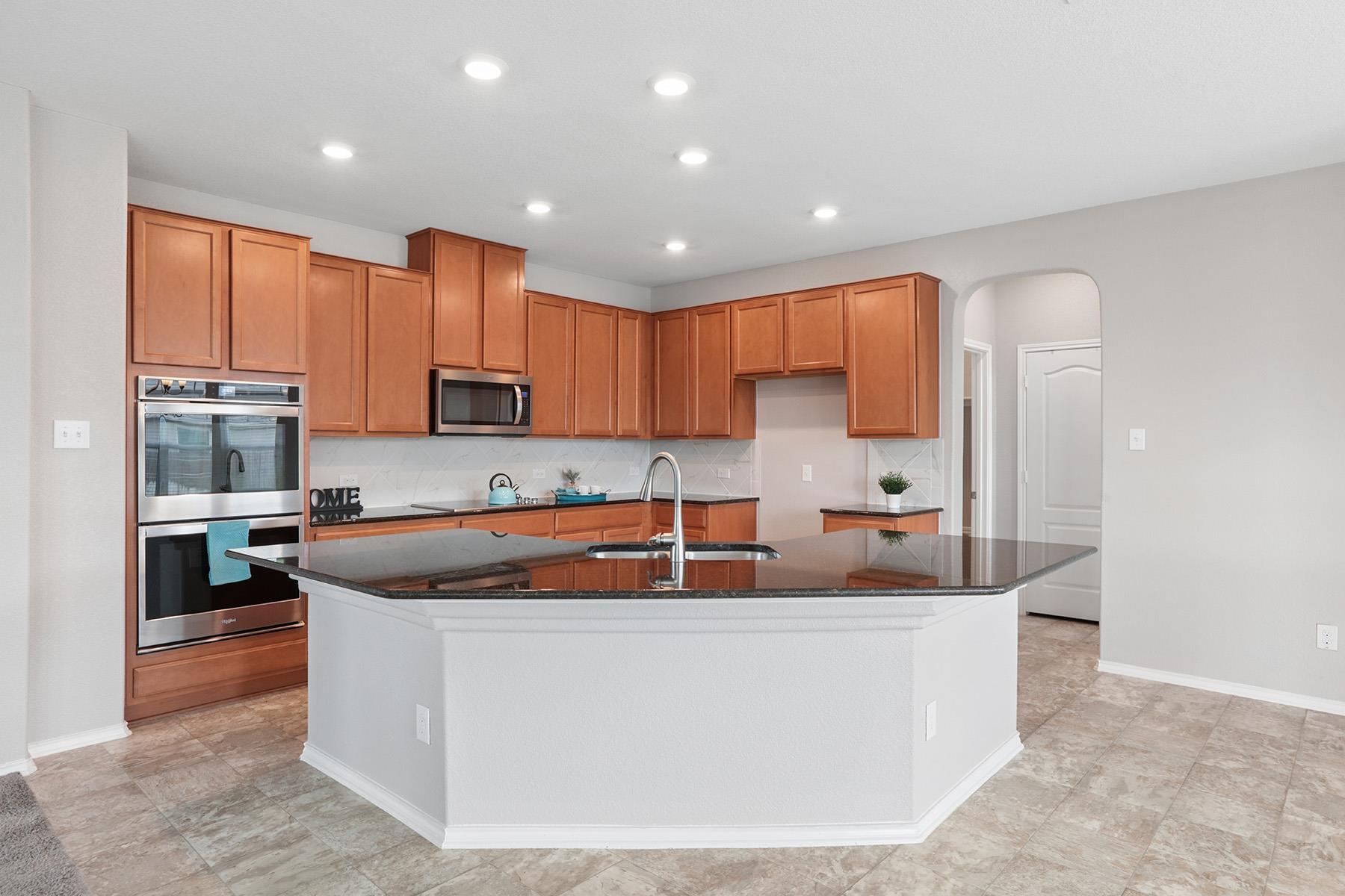 13717 Abraham Lincoln St, Manor, TX 78653