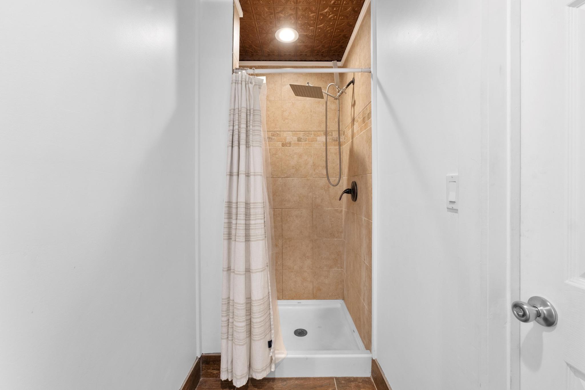 501 Twin Oaks Trl, Dripping Springs, TX 78620