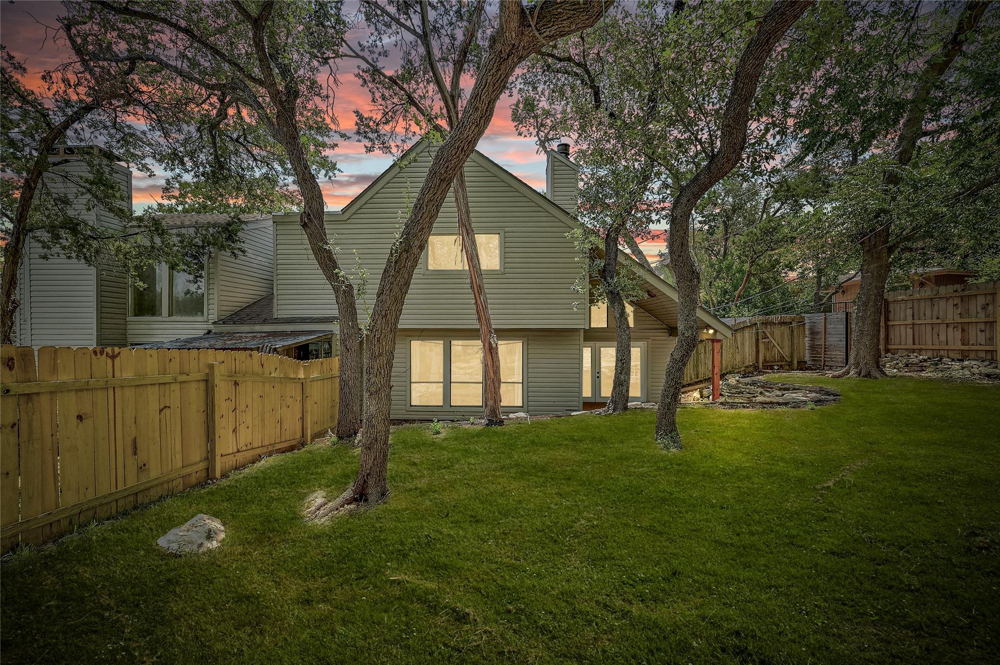 6004 Shadow Valley Cv # B, Austin, TX 78731