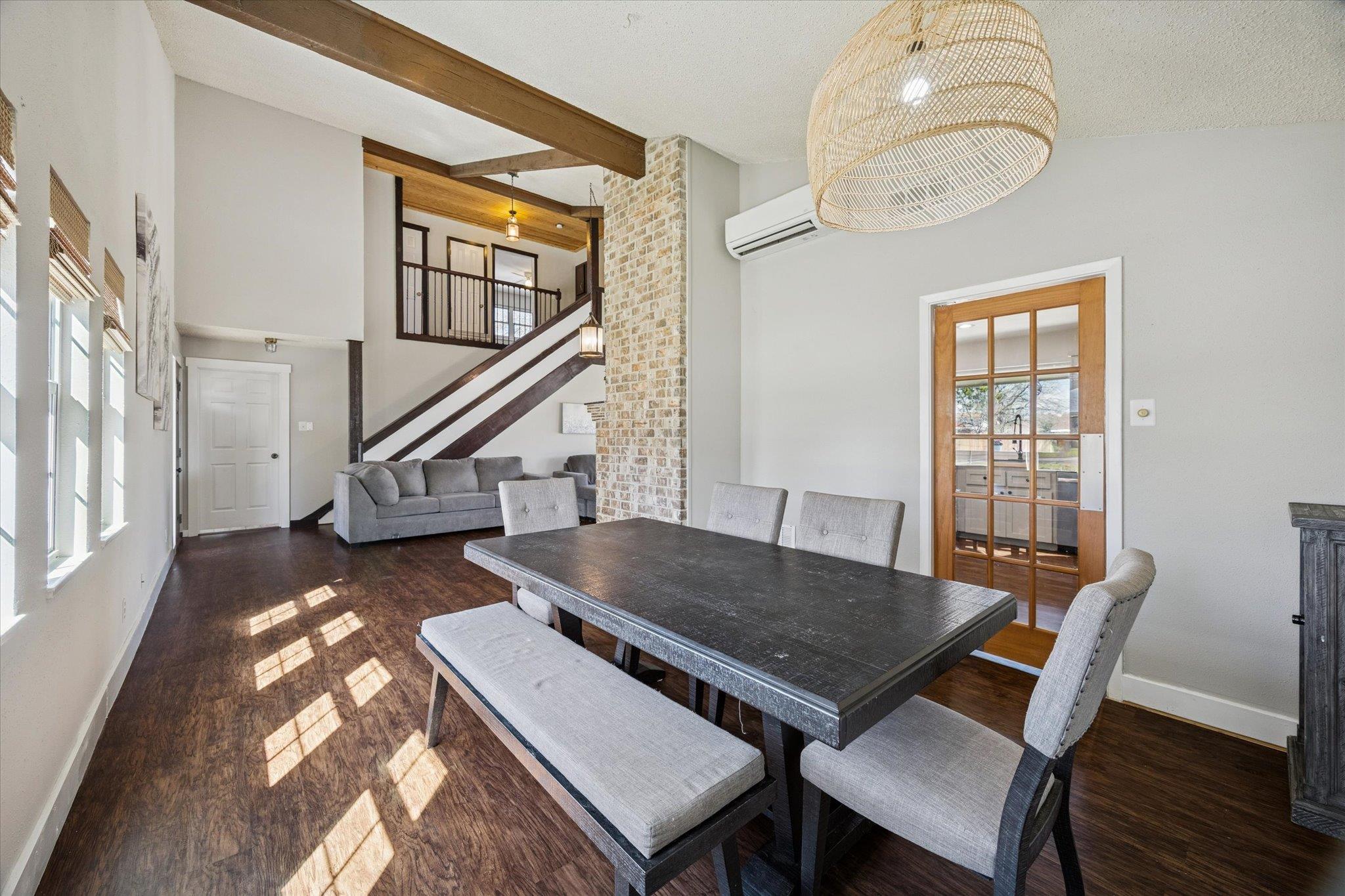 217 W Mockingbird Ln, Harker Heights, TX 76548