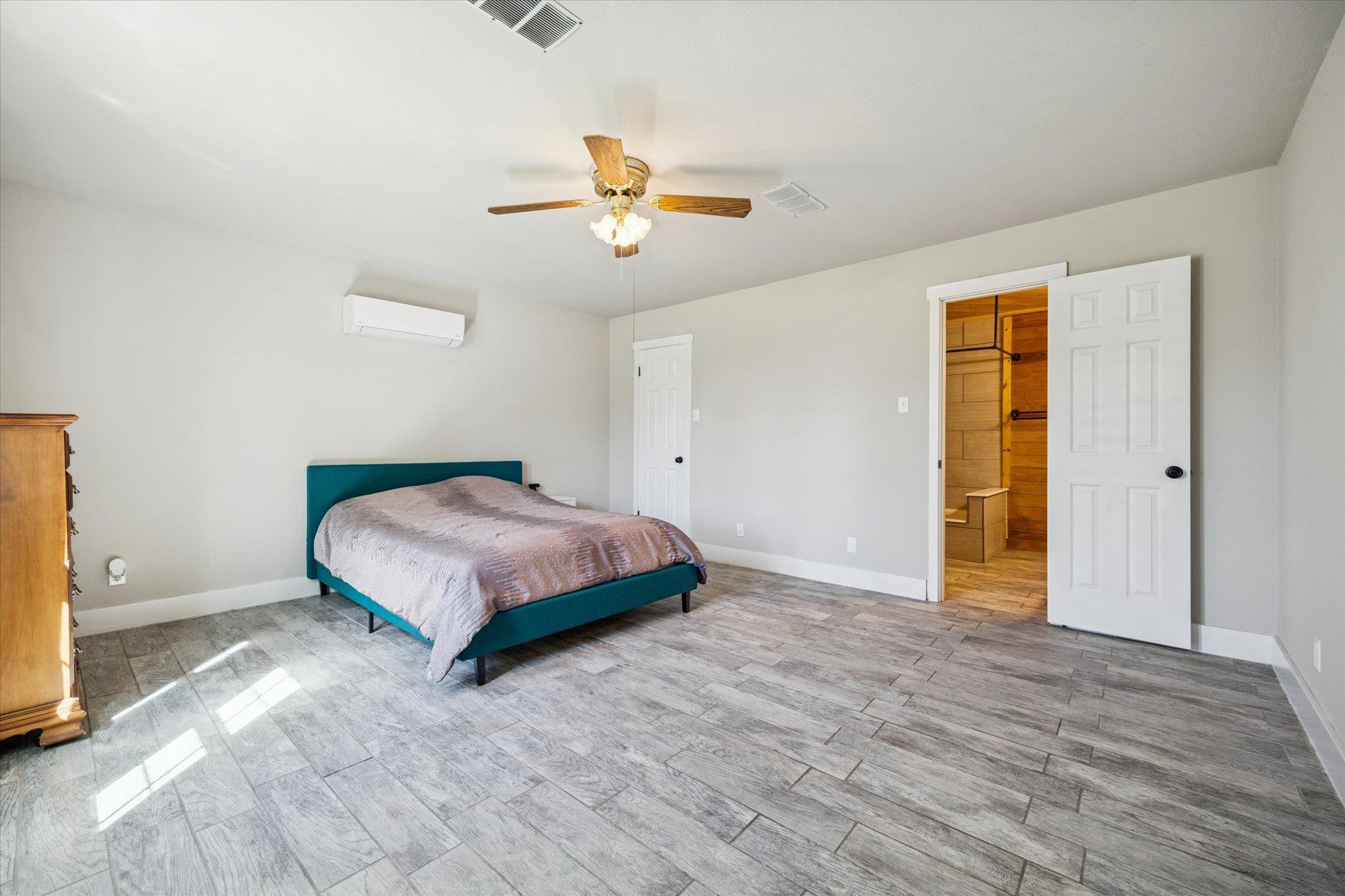 217 W Mockingbird Ln, Harker Heights, TX 76548