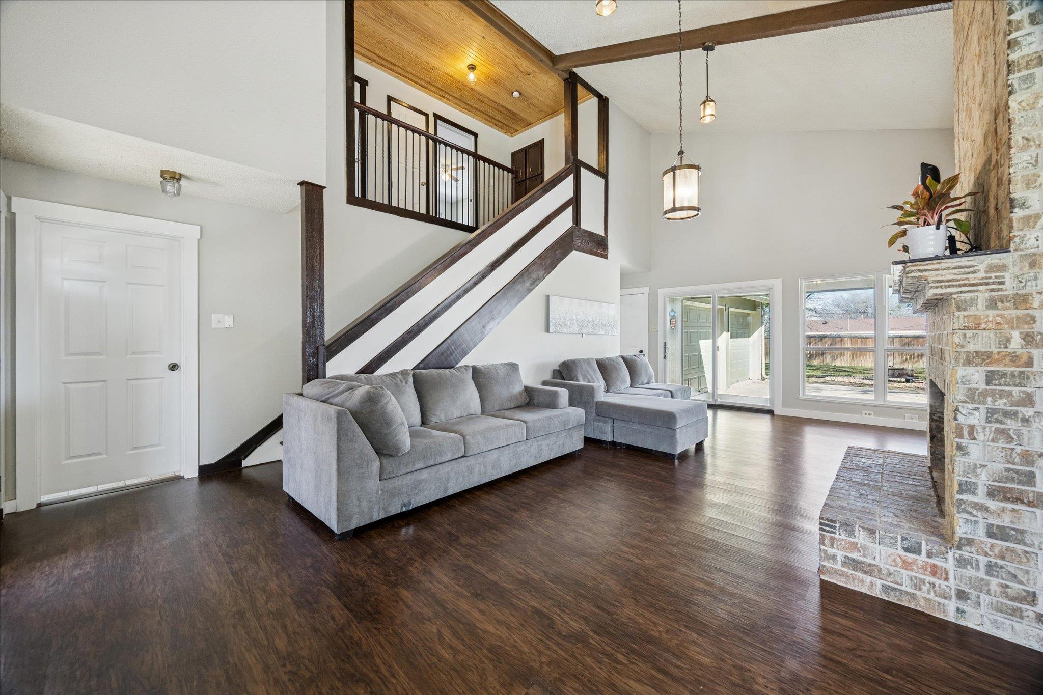 217 W Mockingbird Ln, Harker Heights, TX 76548