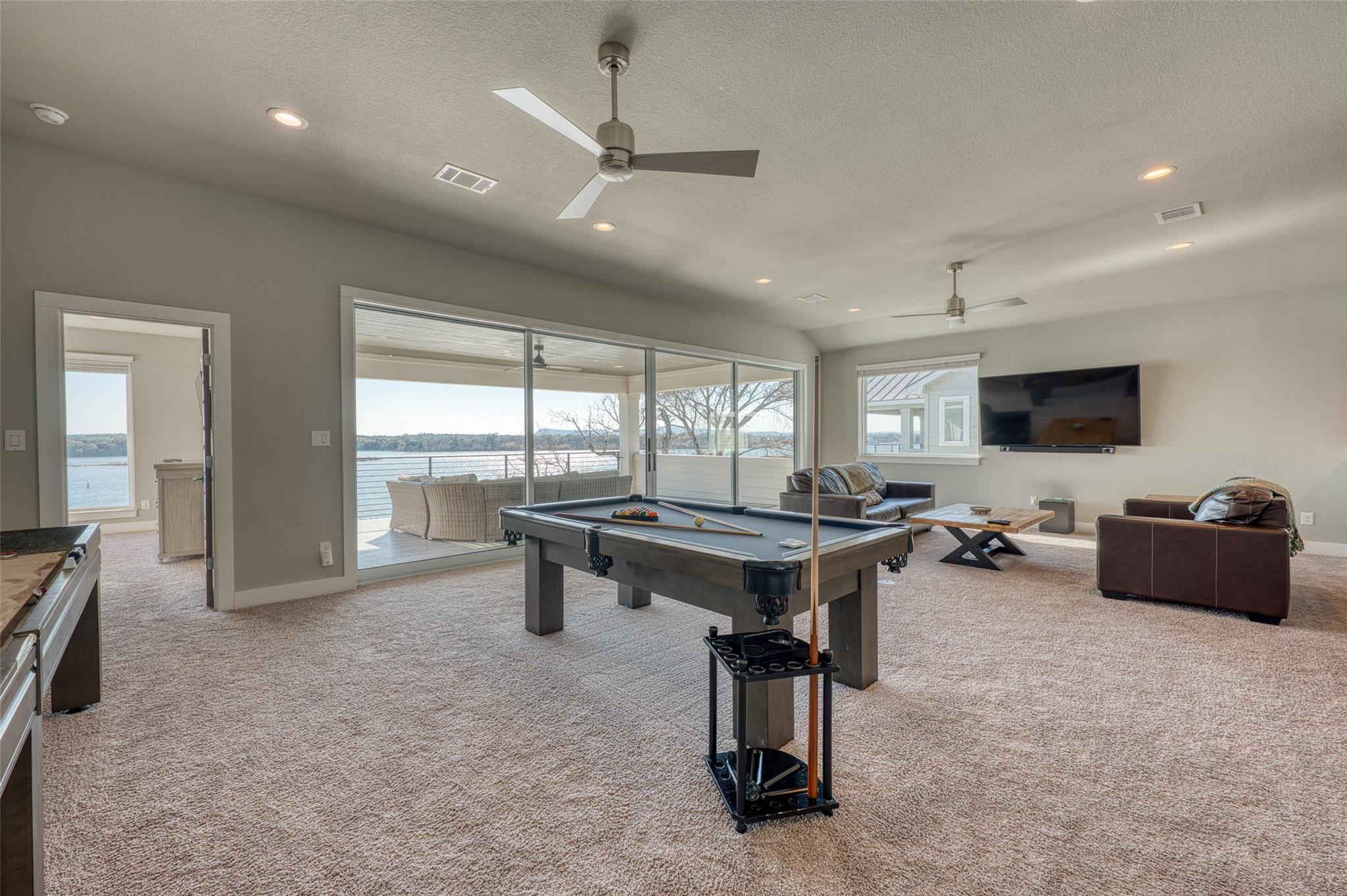 414 Campa Pajama Ln, Kingsland, TX 78639