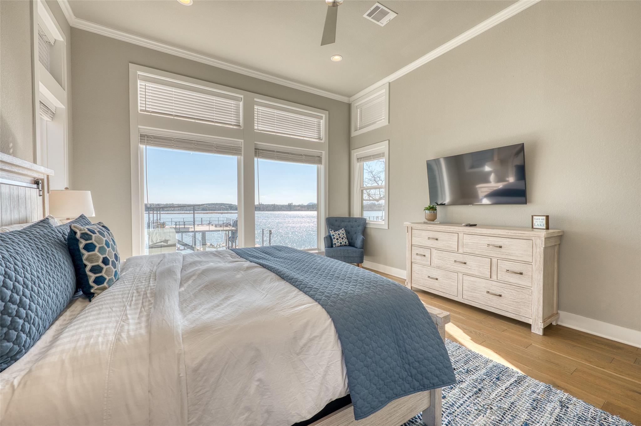 414 Campa Pajama Ln, Kingsland, TX 78639