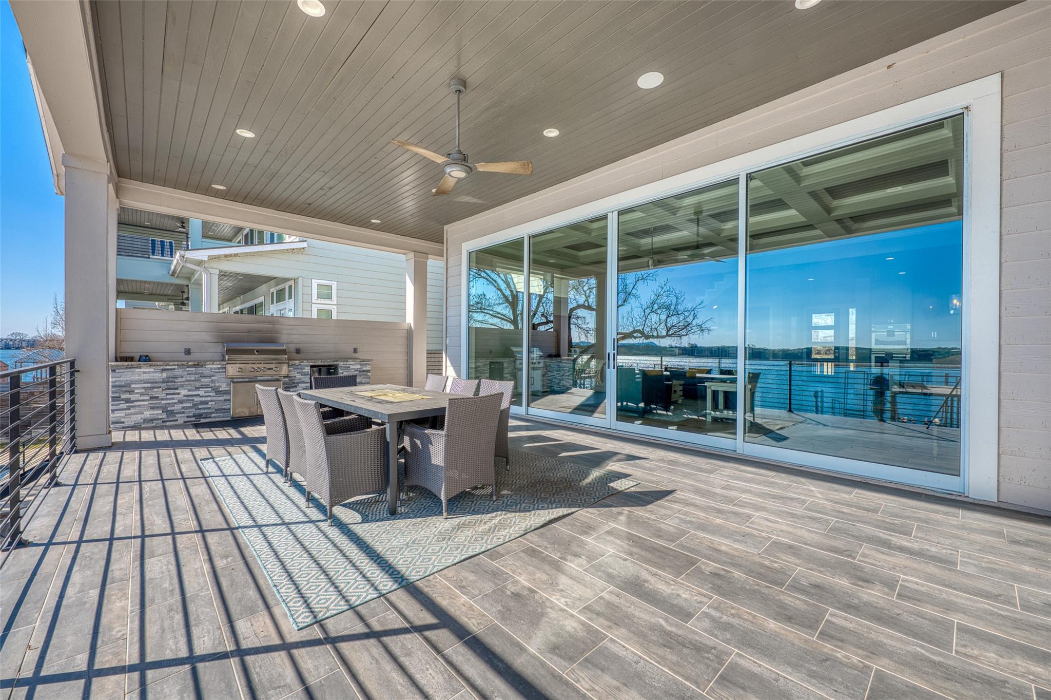 414 Campa Pajama Ln, Kingsland, TX 78639