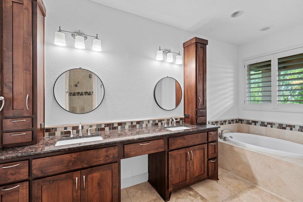 6533 E Hill Dr # 3, Austin, TX 78731