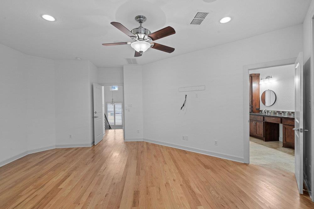 6533 E Hill Dr # 3, Austin, TX 78731